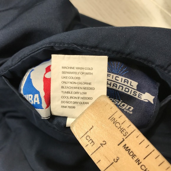 Cleveland Cavaliers JH Design Reversible Jacket M 2016 NBA Championship Hooded - Picture 12 of 13